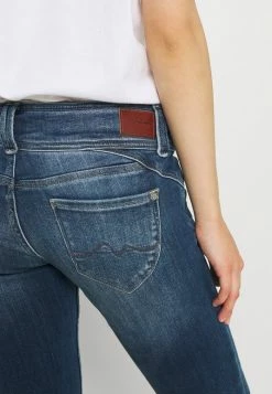 Pepe Jeans NEW GEN - Jean Slim - Denim 10 Pepe Jeans NEW GEN - Jean Slim - Denim -Pepe Jeans Soldes Magasin fbd21717ce154be6921d3b14f4894e13