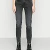 Pepe Jeans VIOLET - Jean Slim - Denim